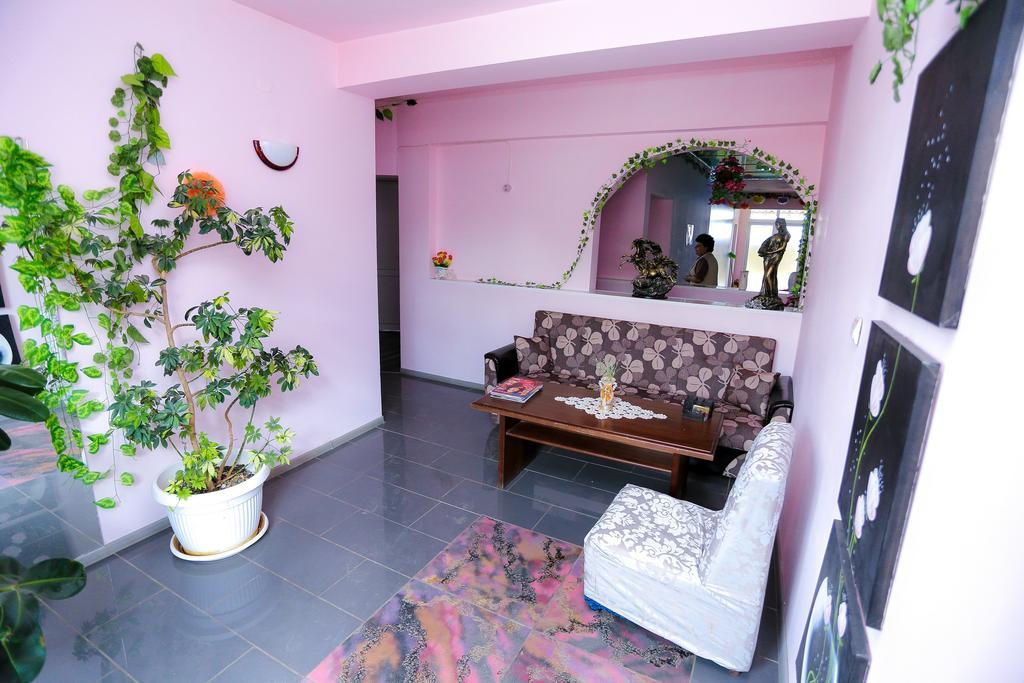 Hostel Shatrata Bogomilovo Exteriör bild
