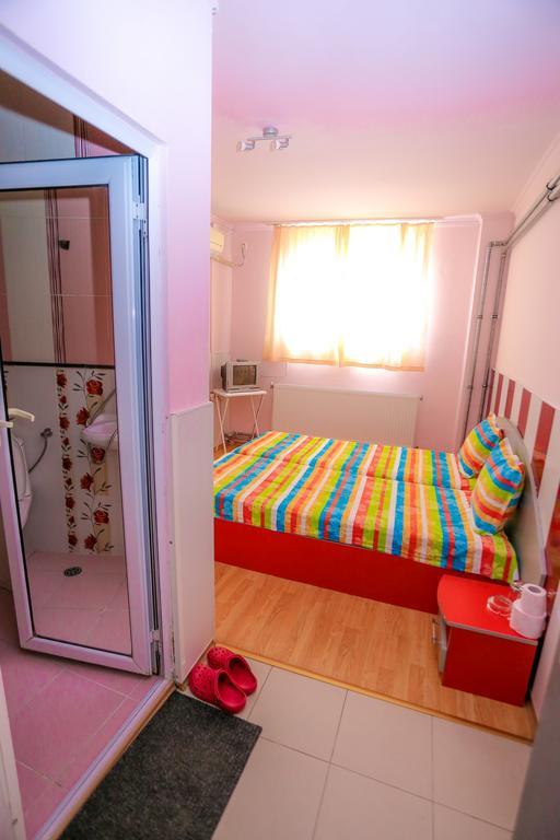 Hostel Shatrata Bogomilovo Exteriör bild