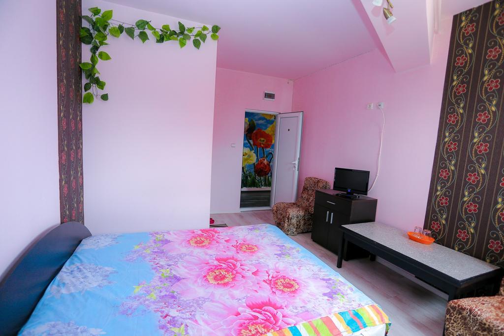 Hostel Shatrata Bogomilovo Exteriör bild